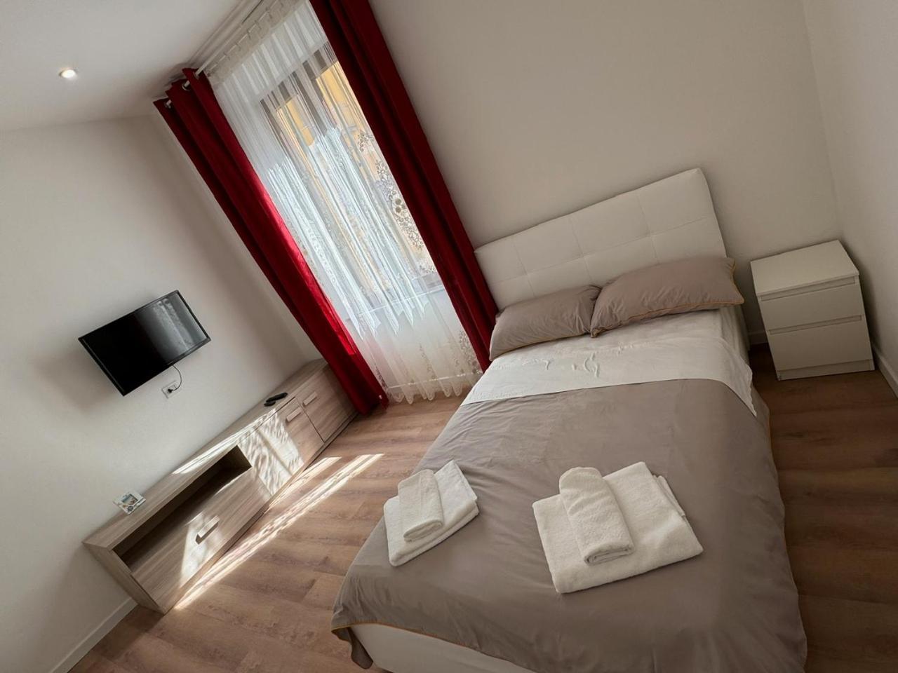 Station & Airport Hotel Pisa Exterior photo